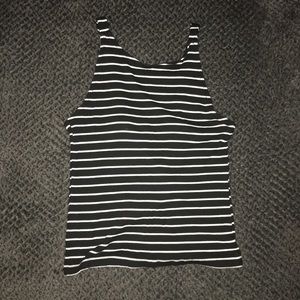 AEO Woman’s Crop Top